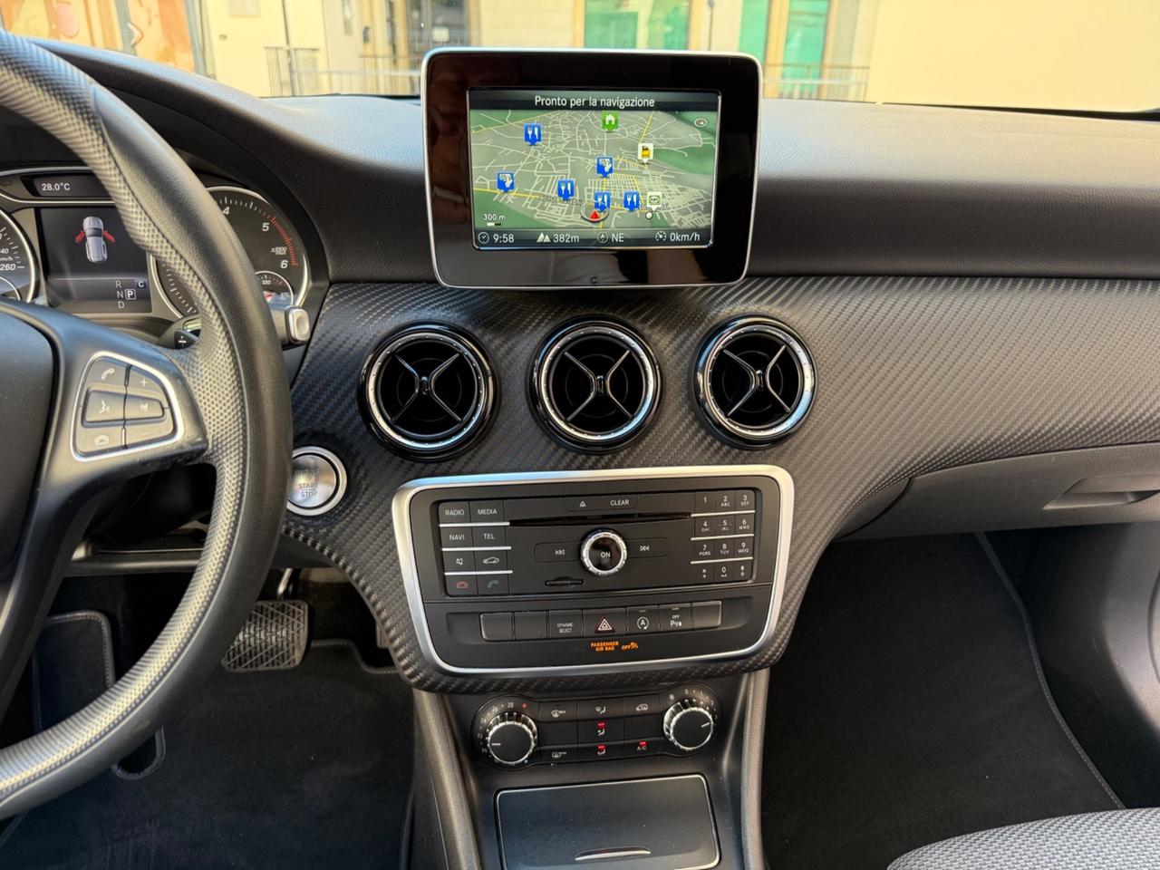 Mercedes-benz GLA 200 GLA 200 d Automatic Business