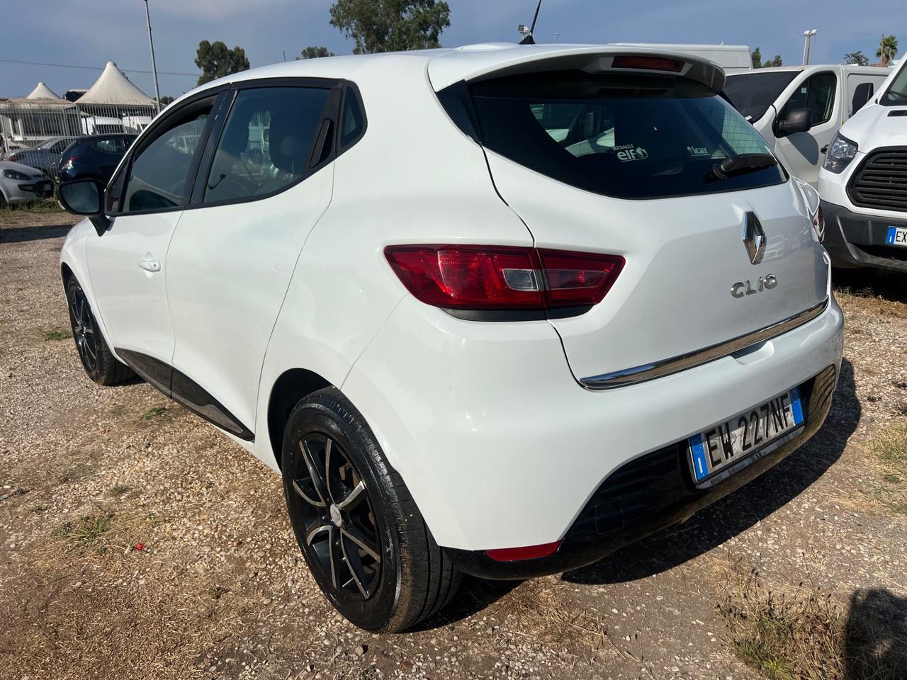 Renault Clio 1.2 75CV 5 porte Wave