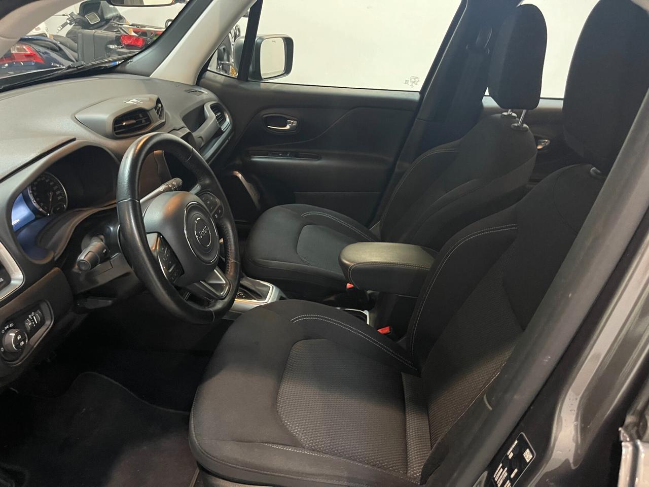 Jeep Renegade 1.6 Mjt DDCT 120 CV Limited