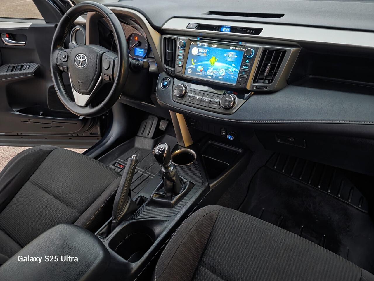 RAV4 4X4 garanzia toyota ritiro usato/scambio