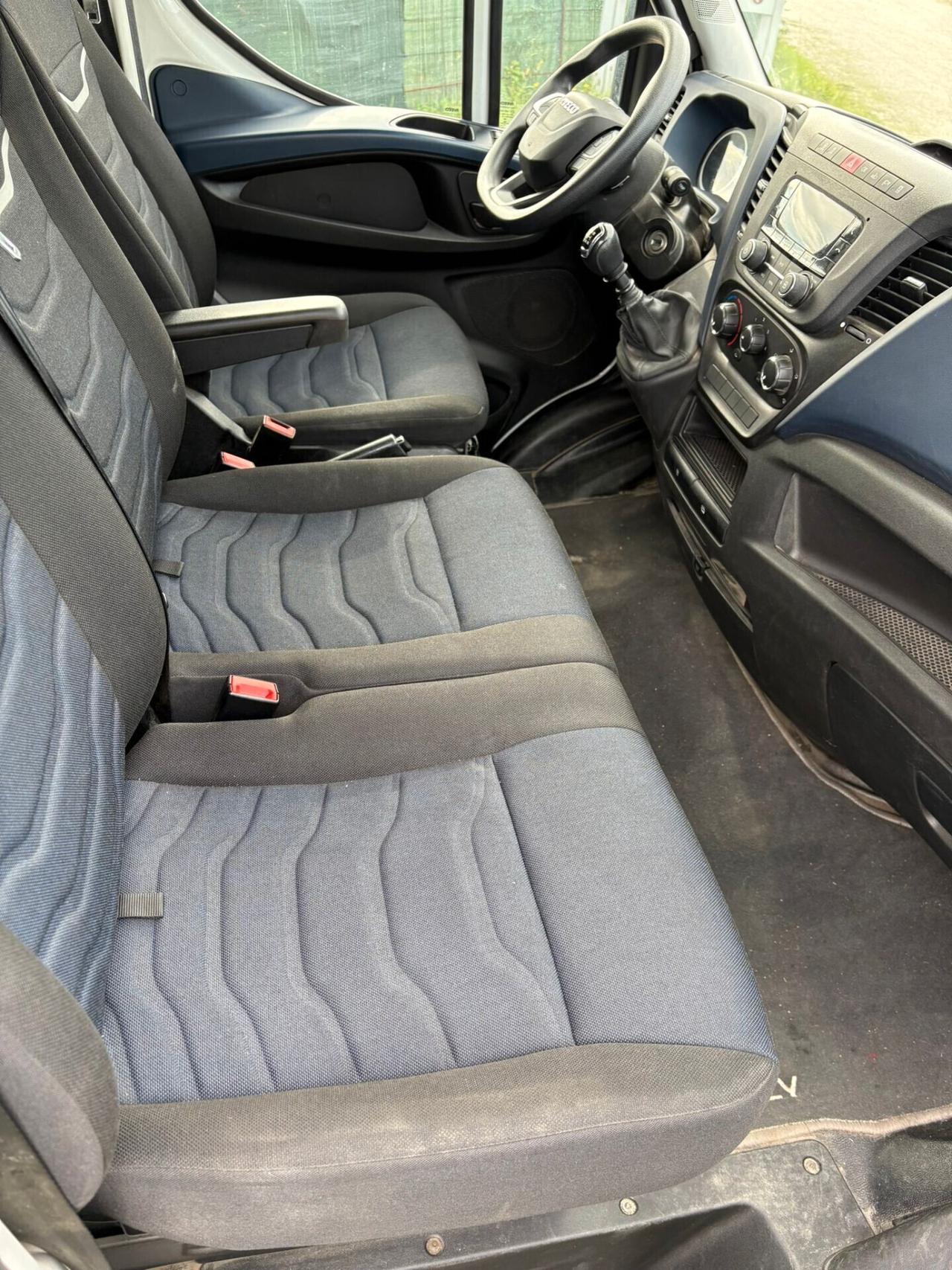 IVECO Daily 35S14N 3.0Turbo RS 43.700Km 2022