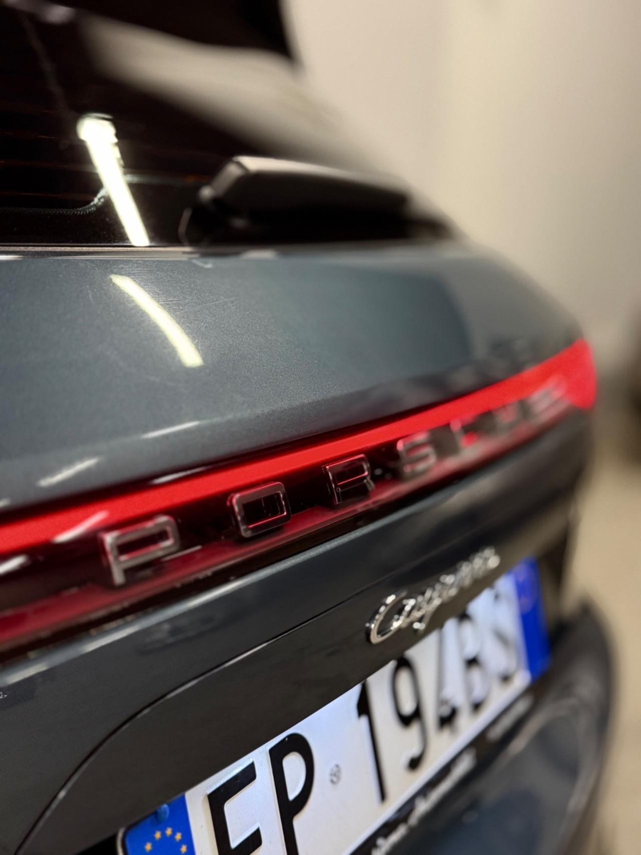 Porsche Cayenne 3.0 V6