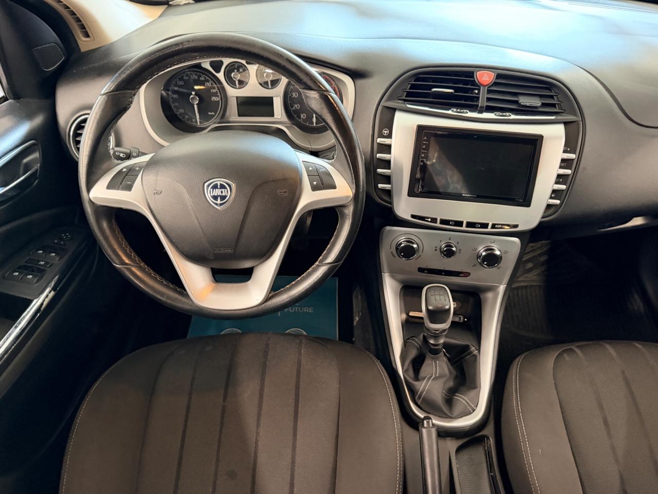 Lancia Delta 1.4 T-Jet 120 CV Silver Ecochic GPL