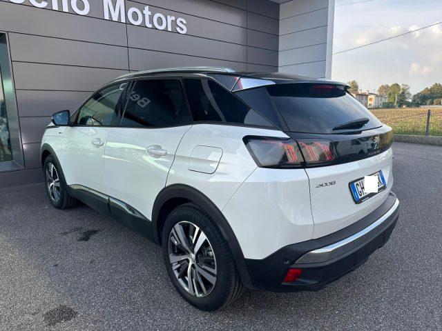 PEUGEOT 3008 Plug-In Hybrid 225 e-EAT8 Allure Pack BLACK&WHITE