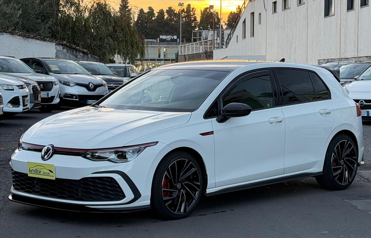 Volkswagen Golf 8 GTI 2.0 TSI 245CV