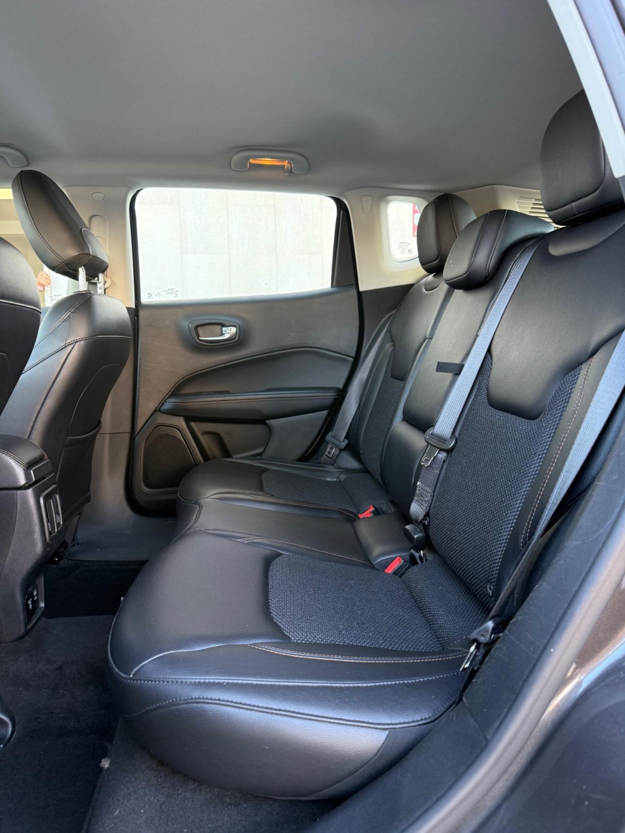 Jeep Compass LIMITED, CAMBIO AUTOMATICO ,CON NAVIGATORE,FULL LED,INTERNI IN PELLE,SCHERMO TOUCH