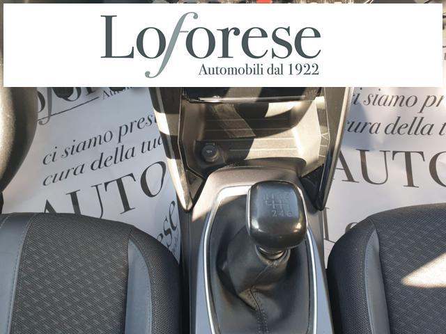 PEUGEOT 2008 BlueHDi 100 S&S Allure Navi Pack