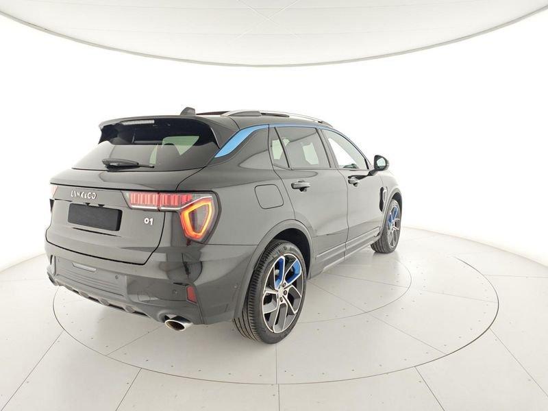 Lynk & Co 01 PHEV