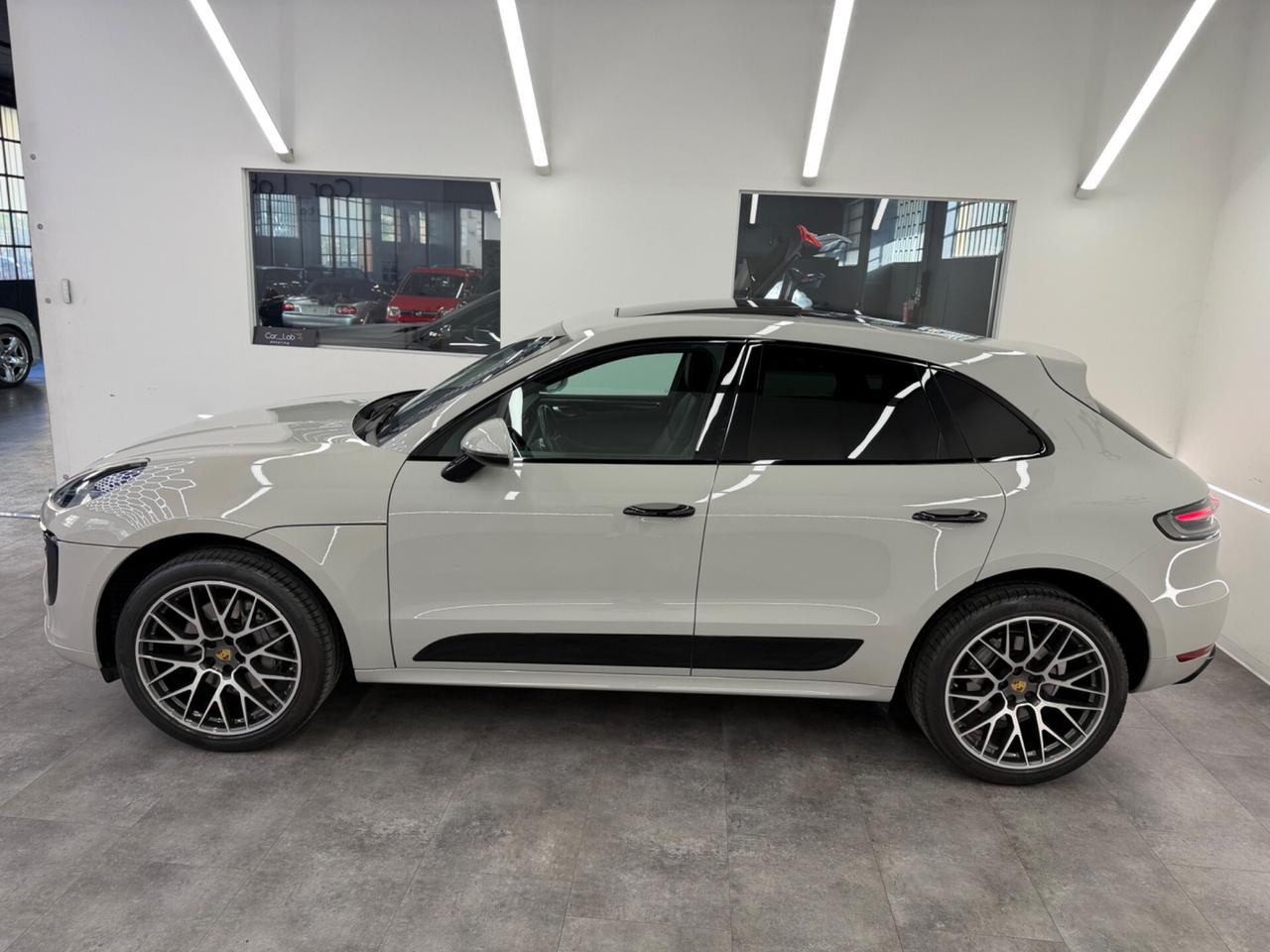 Porsche Macan 3.0 S --GRIGIO GESSO--