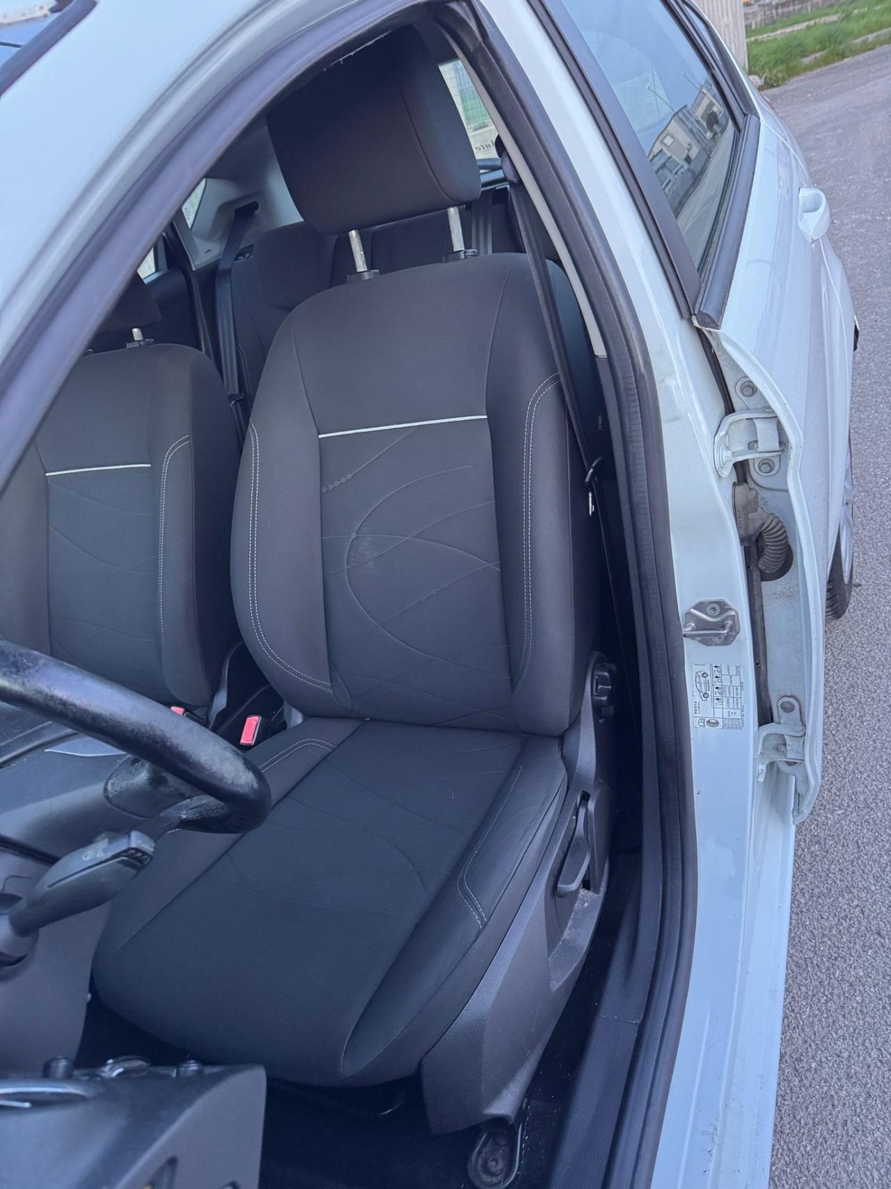 Ford Fiesta 1.5 TDCi Titanium GARANZIA 12 m