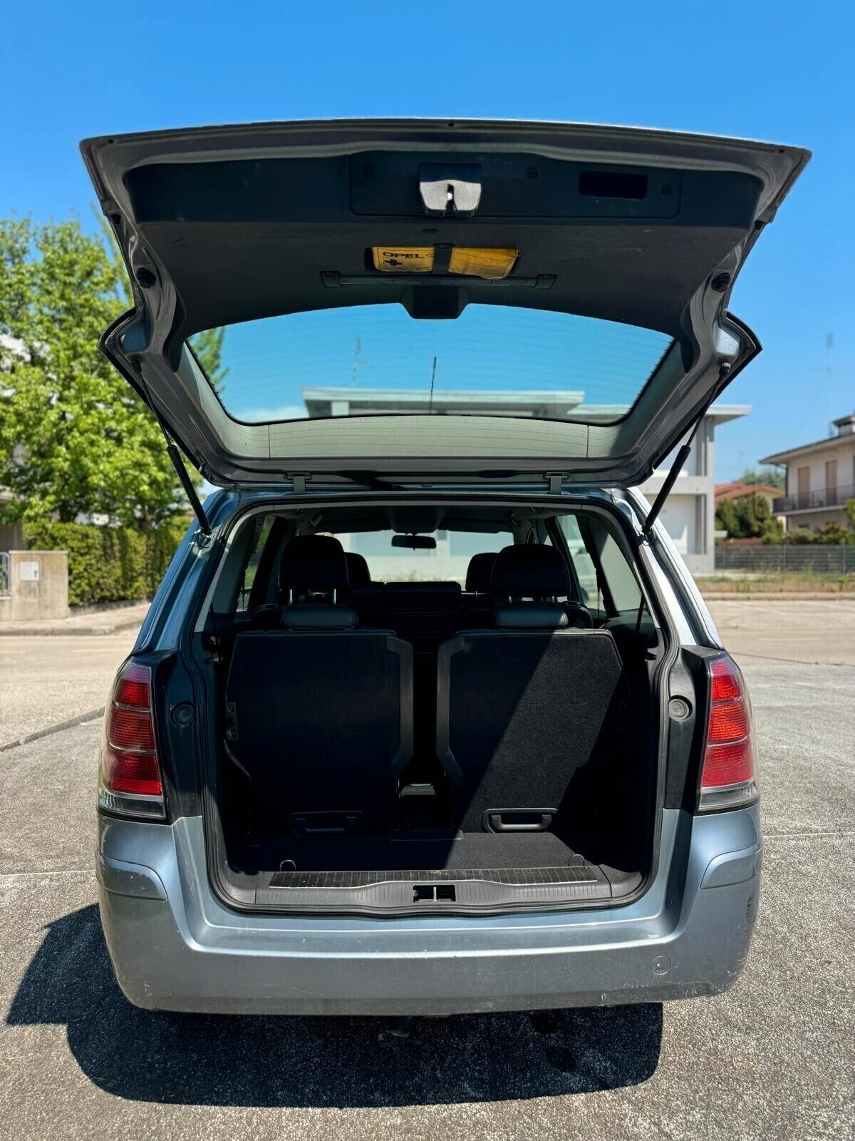 Opel Zafira 1.9 CDTI 120CV Cosmo