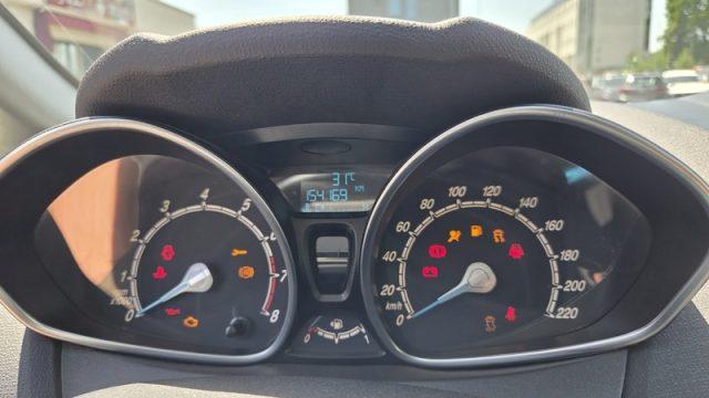 FORD Fiesta 1.2 60CV 5 porte PERMUTE OK NEOPATENTATI