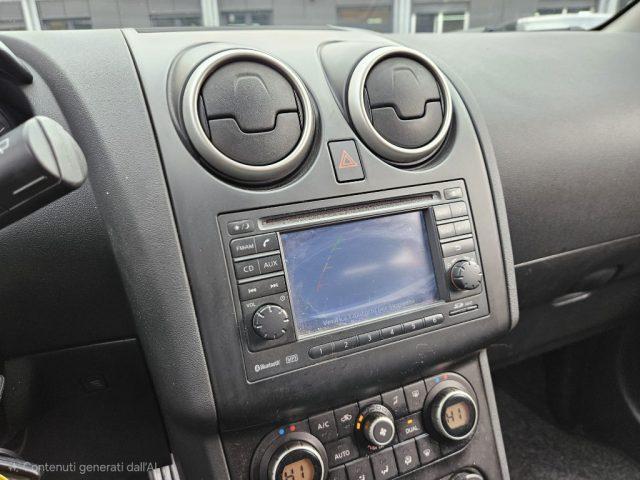 NISSAN Qashqai 2.0 dCi DPF 4WD