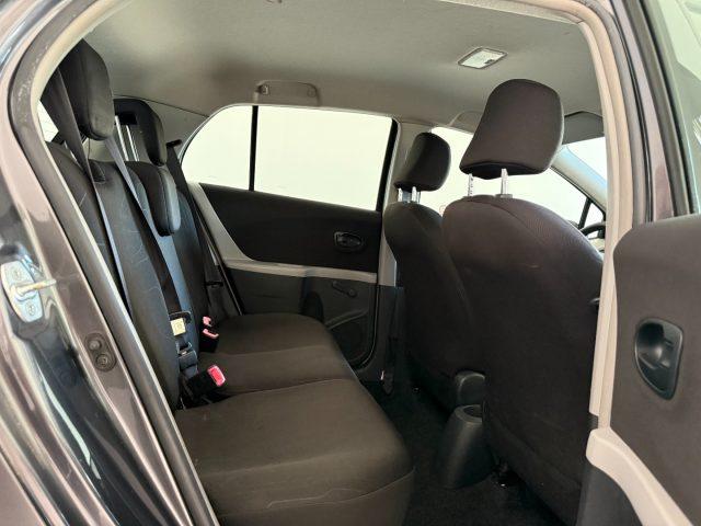 TOYOTA Yaris 1.0 5 porte Luxury pack