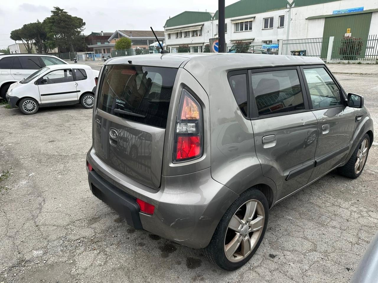Kia Soul 1.6 CVVT Active Bi-Fuel