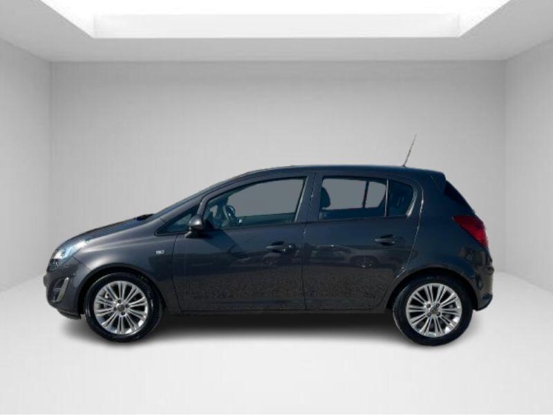 Opel Corsa 1.4 16V 5 porte Cosmo