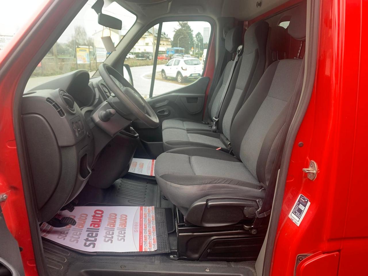 Renault Master T35 2.3 dCi/130 PM Cabinato