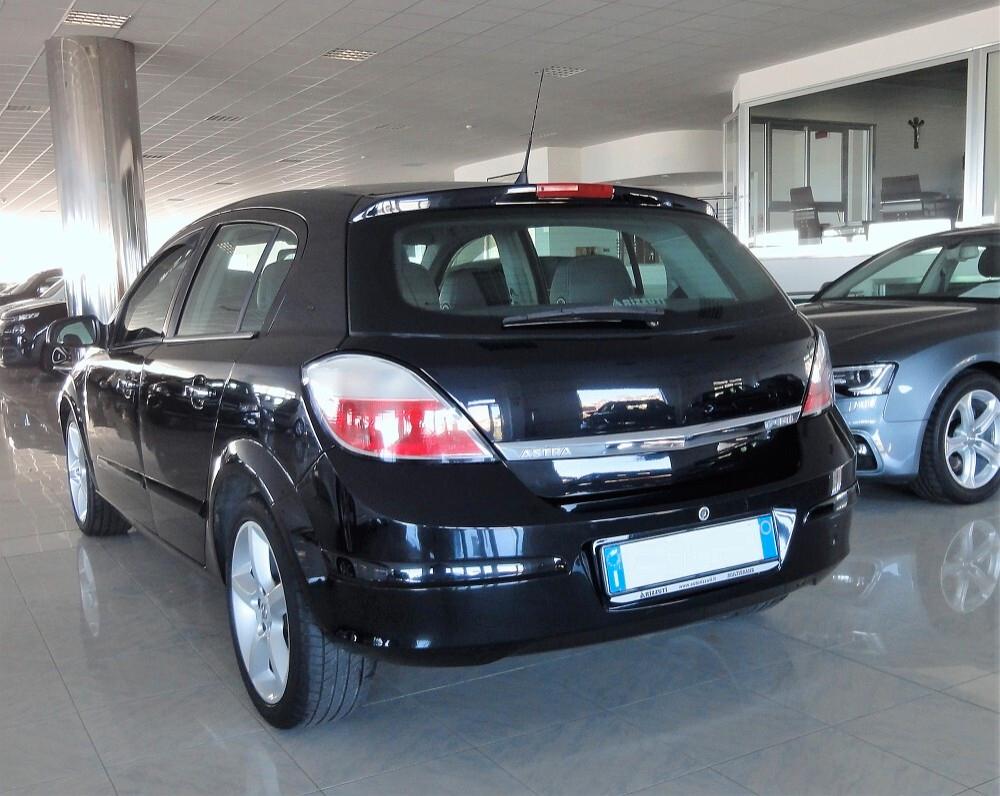 OPEL ASTRA COSMO 1.7 CDTI 100cv 5porte Euro4