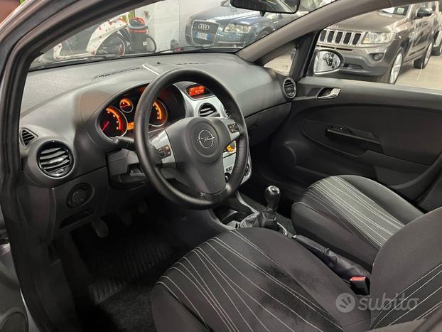 Opel Corsa 1.2 clima e servosterzo, 5 porte