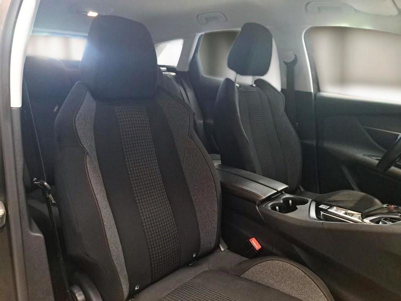 PEUGEOT 3008 BlueHDI 130 EAT8 S/S Business