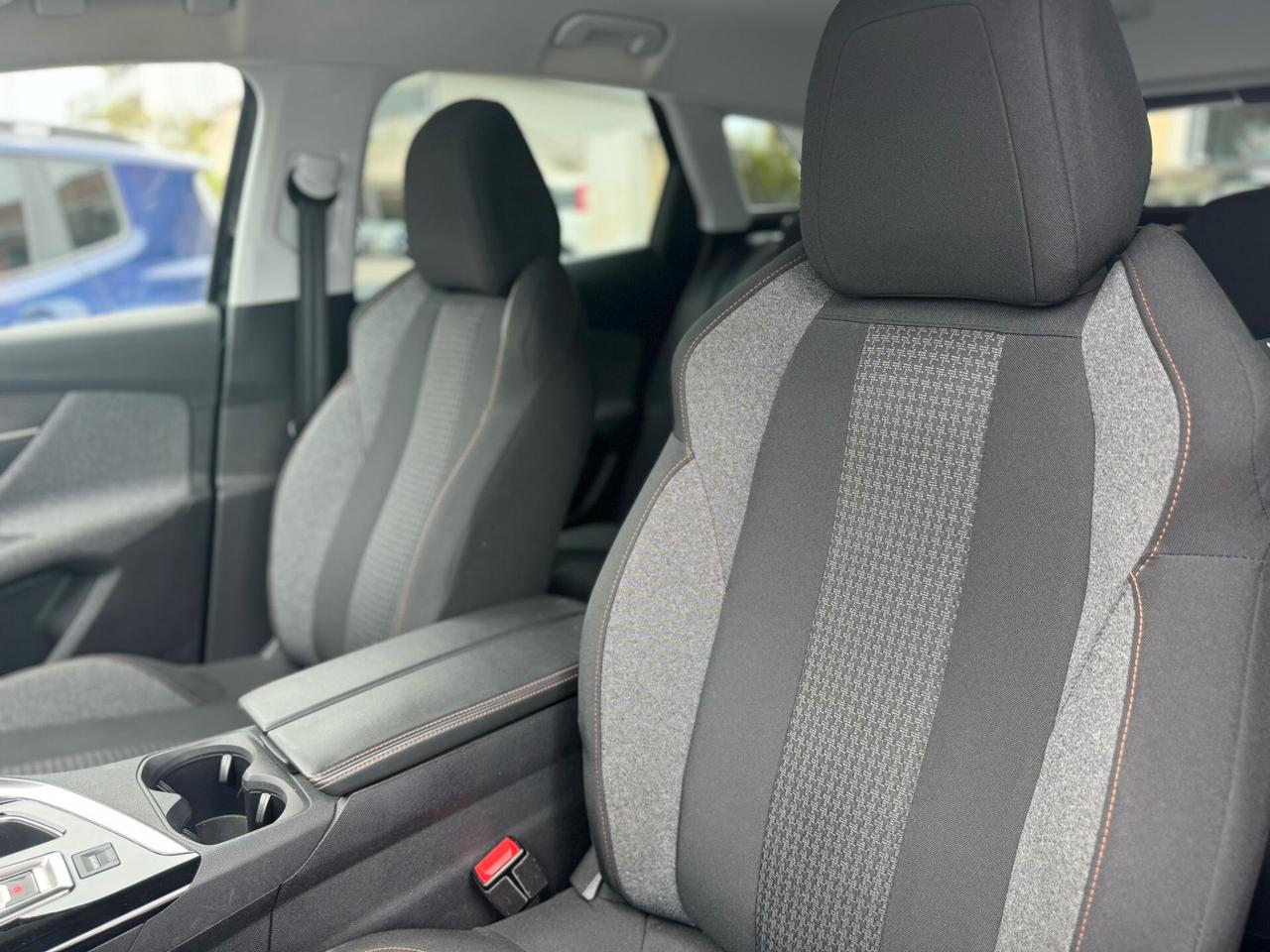 Peugeot 3008 Allure Pack CAMBIO AUTOMATICO