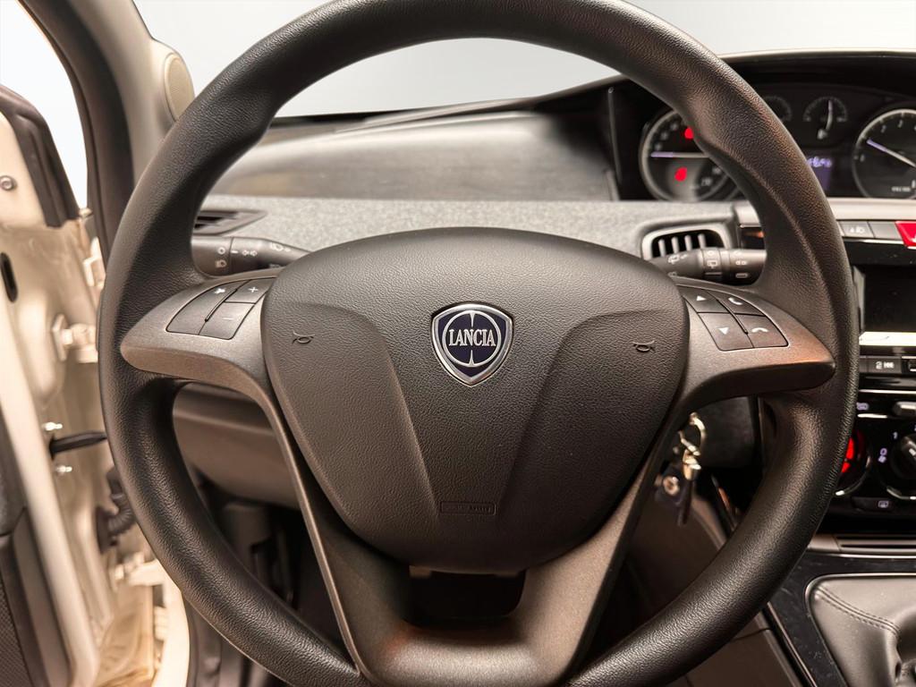 LANCIA Ypsilon III 2021 - Ypsilon 1.0 firefly hybrid Silver s&s 70cv
