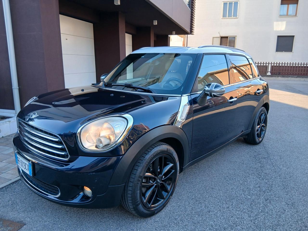 Mini Cooper D Countryman 1.6 full optional in pronta consegna