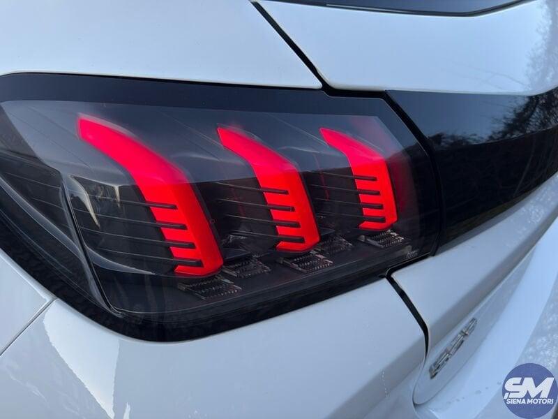 Peugeot 208 Allure PureTech 100 S/S