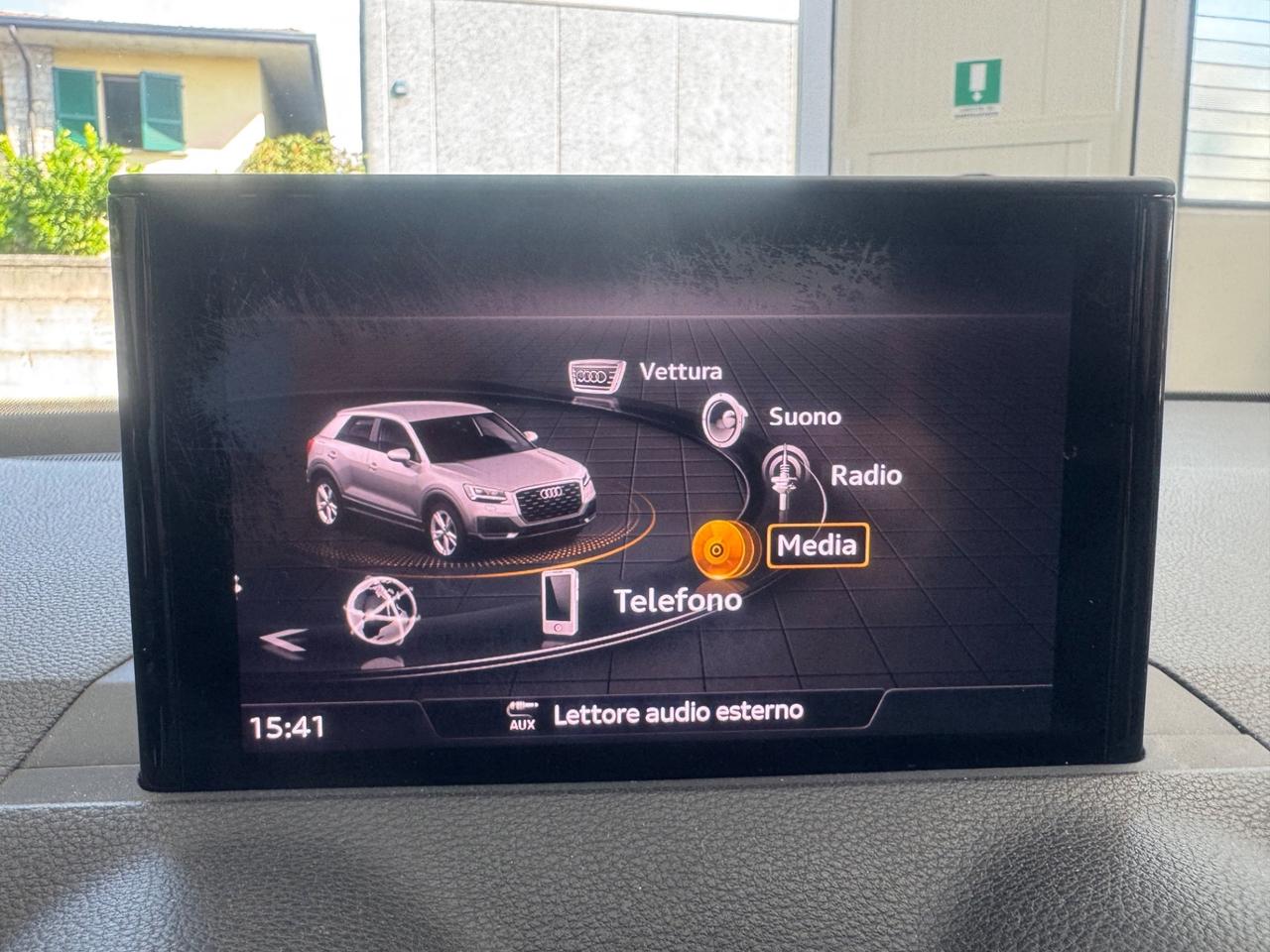 Audi Q2 30 TDI Business