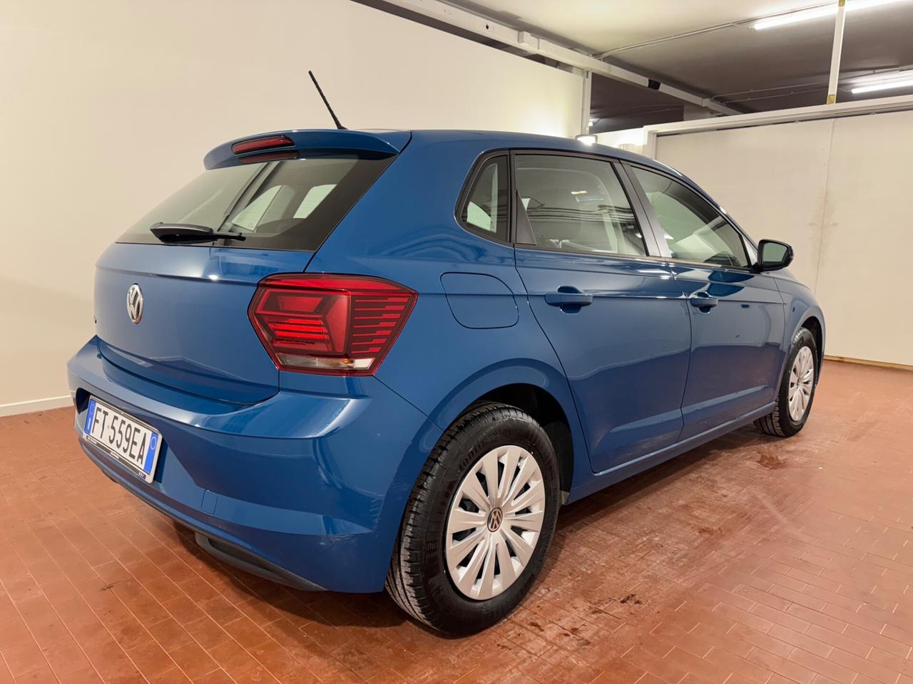 Volkswagen Polo 1.0Trendline *NEOPATENTATI*.