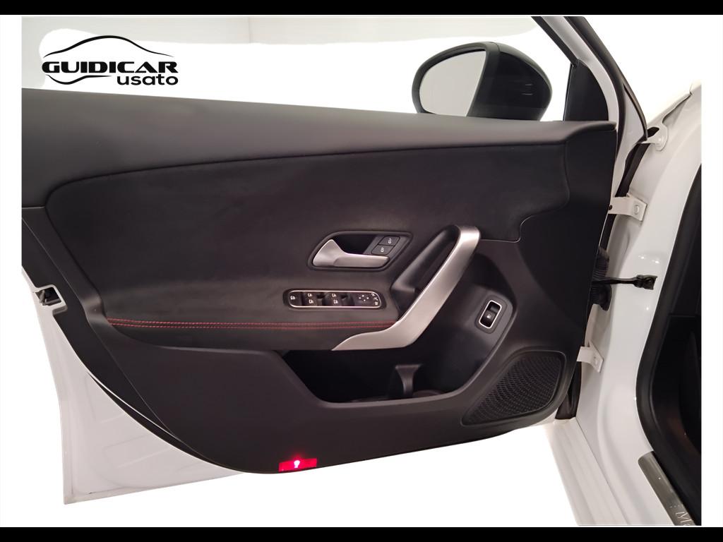 Mercedes-Benz Classe A - W177 2018 - A 250 e phev (eq-power) Premium auto