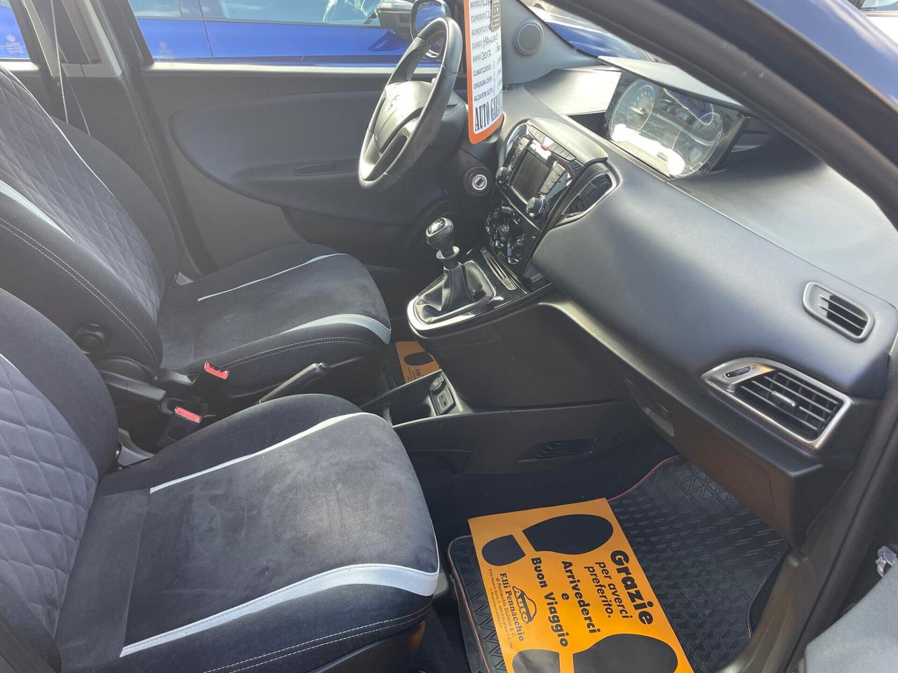 LANCIA YPSILON 1.2 BENZINA 69 (CV) 2017