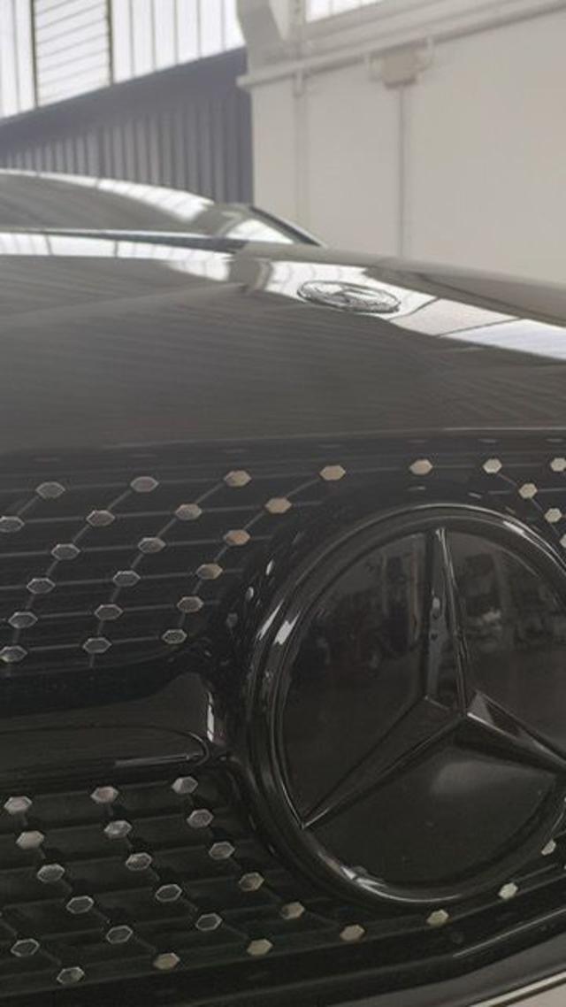 MERCEDES-BENZ A 220 Automatic Premium