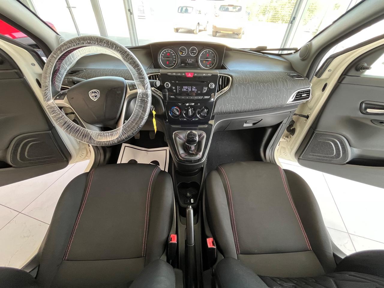 Lancia Ypsilon 1.2 69 CV 5 porte 111000 km