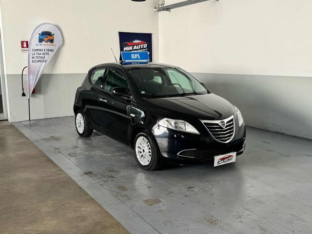 LANCIA Ypsilon 1.2 69 CV 5 porte GPL Ecochic Gold
