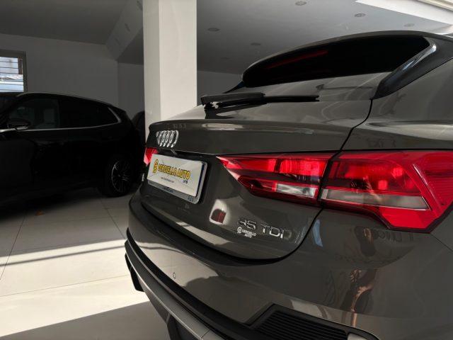 AUDI Q3 35 TDI quattro S tronic S line edition