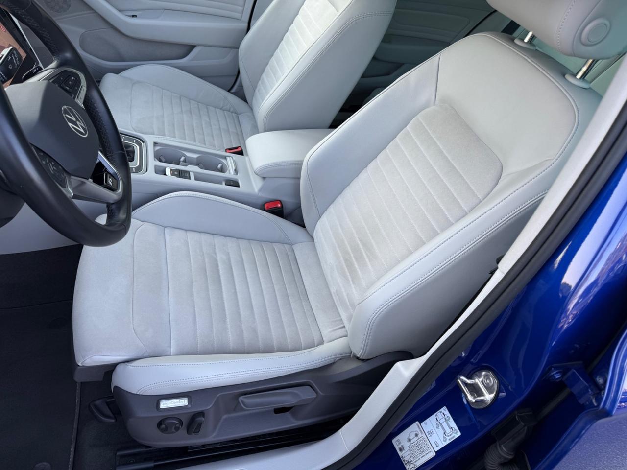 Volkswagen Passat Sw R LINE 2.0 200 CV DSG Executive