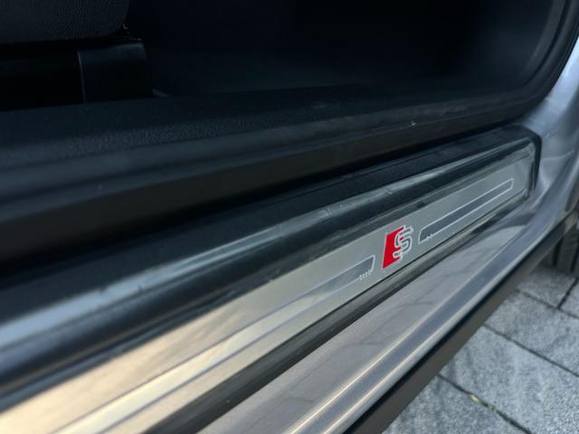 AUDI Q5 40 TDI quattro S tronic S line