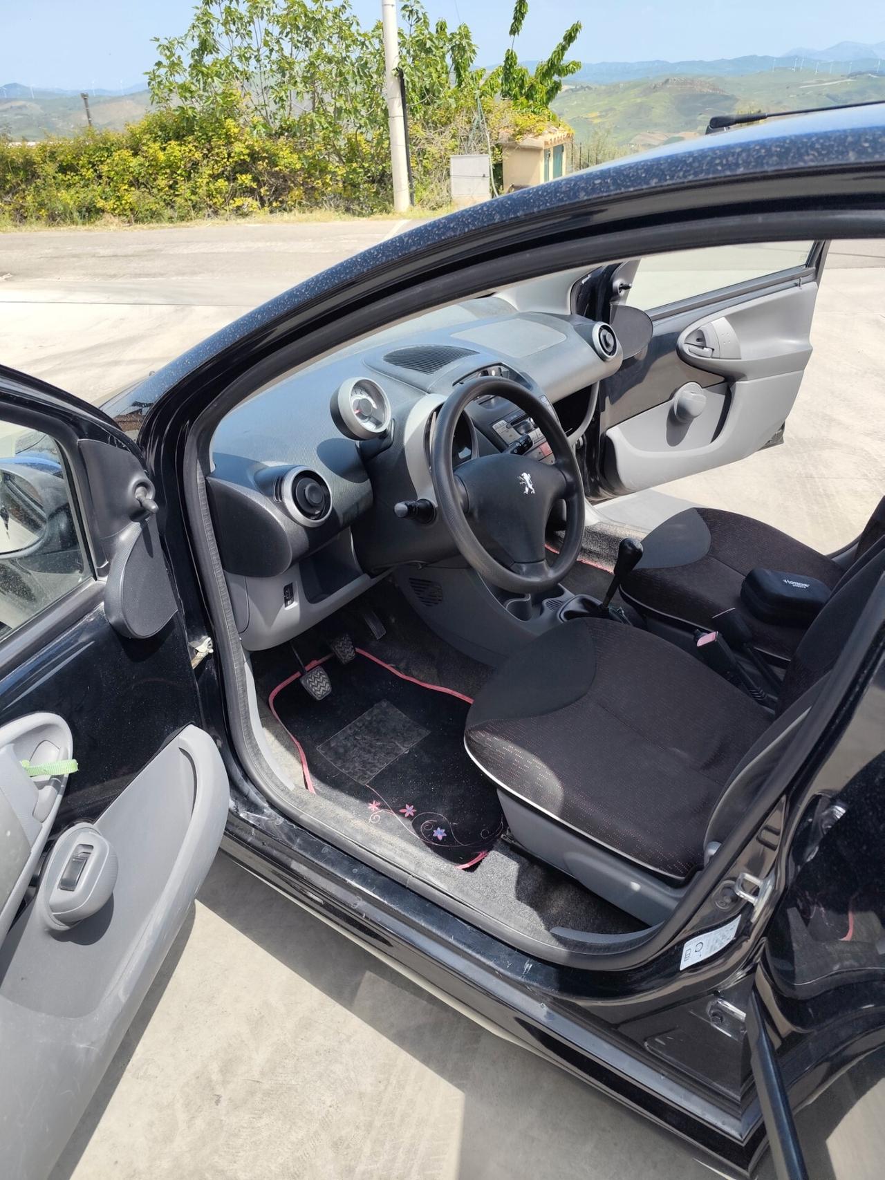 Peugeot 107 1.0 68CV 5p. Sweet Years