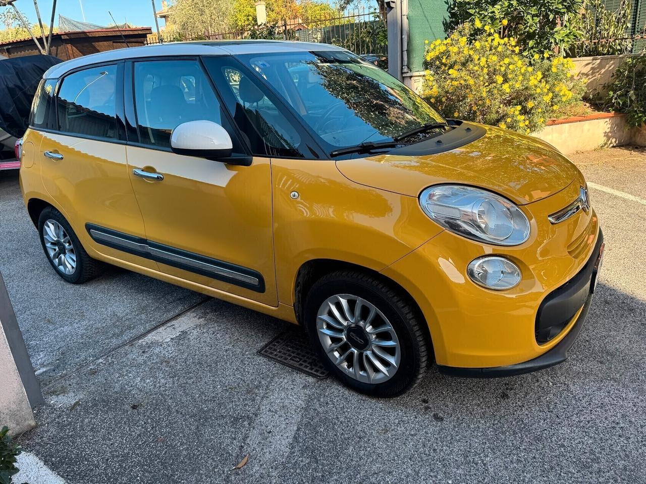 Fiat 500L 0.9 TwinAir 105 CV Lounge tetto