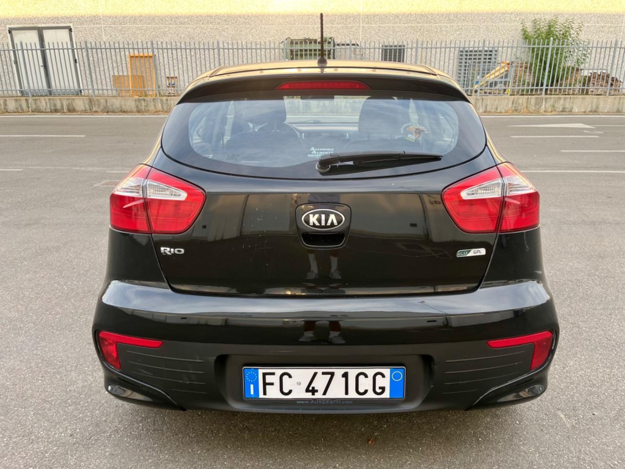 Kia Rio 1.2GPL 2016 151.000km euro6 per neopatentati