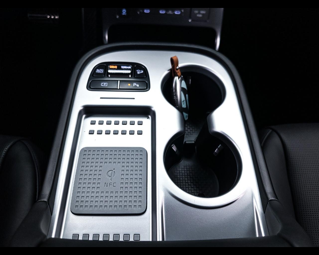 HYUNDAI IONIQ9 110 KWH 4WD CALLIGRAPHY 6PPERF+DM