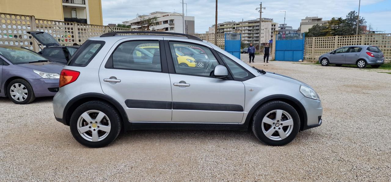 Suzuki SX4 1.6 16V Outdoor Line GLX 2010