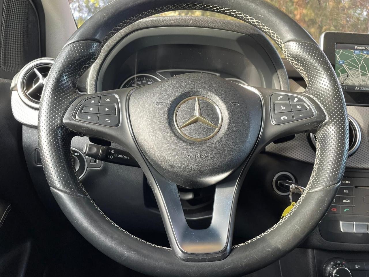 Mercedes-benz B 180 B 180 CDI Automatic Premium