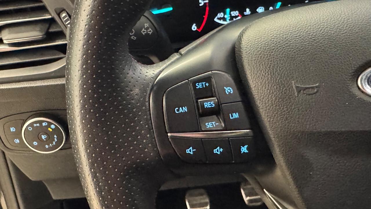 Ford Focus 1.5 EcoBlue 120 CV 5p. ST-Line