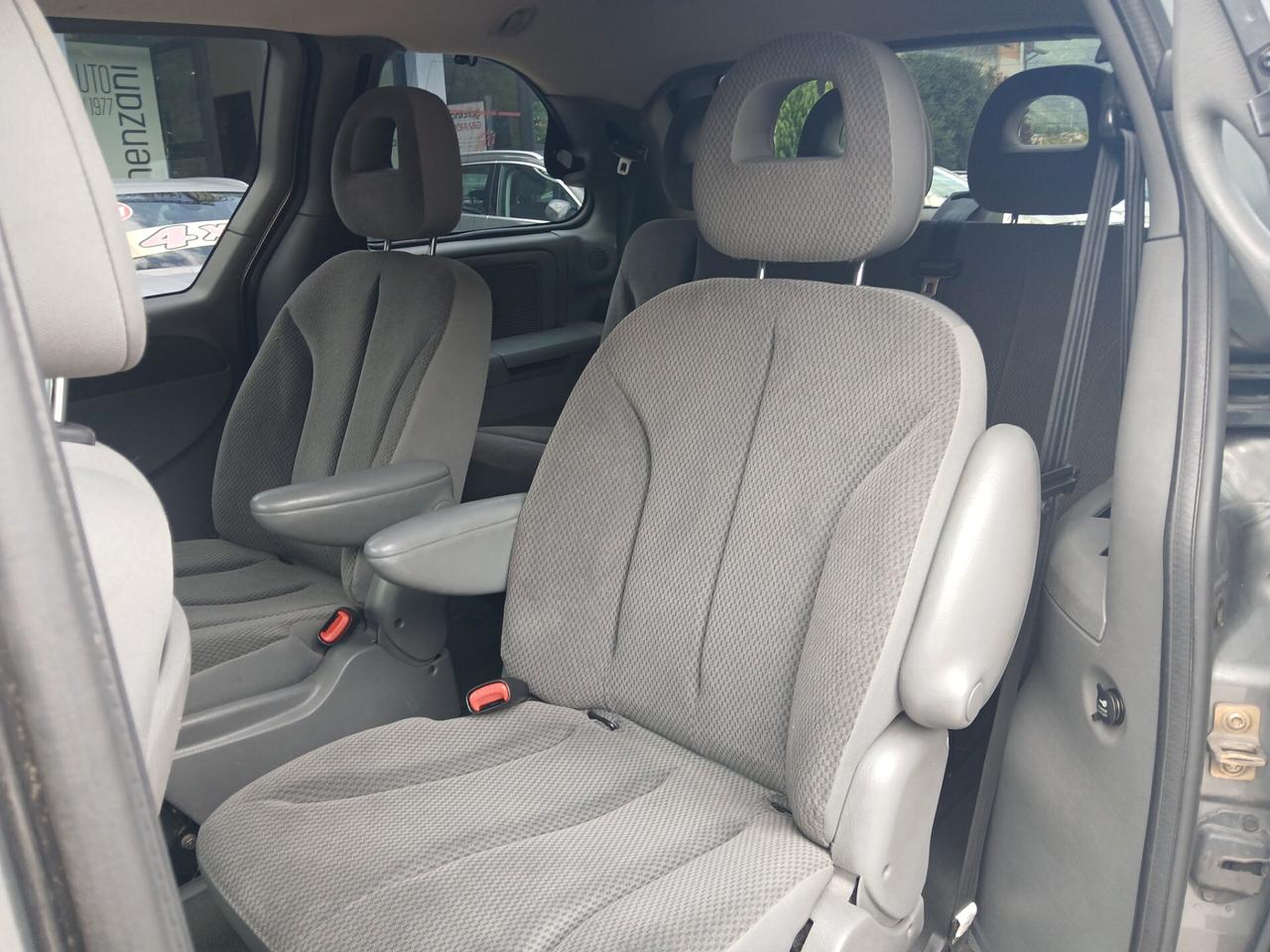 Chrysler Voyager 2.8 CRD cat LX Auto