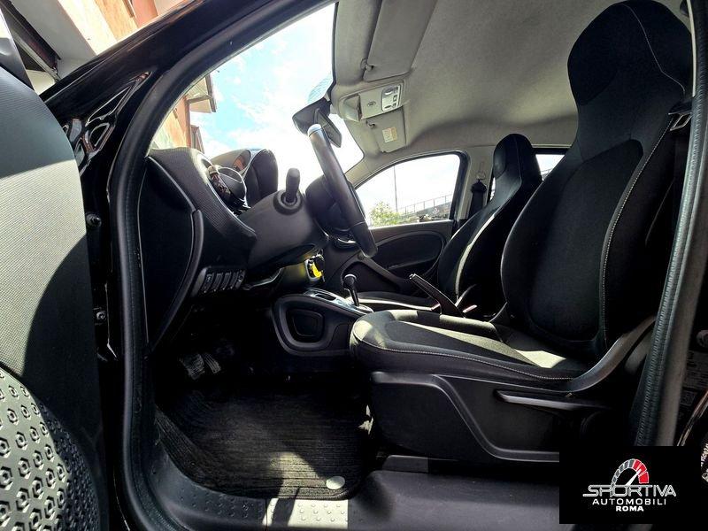 smart forfour AUTOMATICA NAVI UNIPRO! 70 1.0 twinamic Passion
