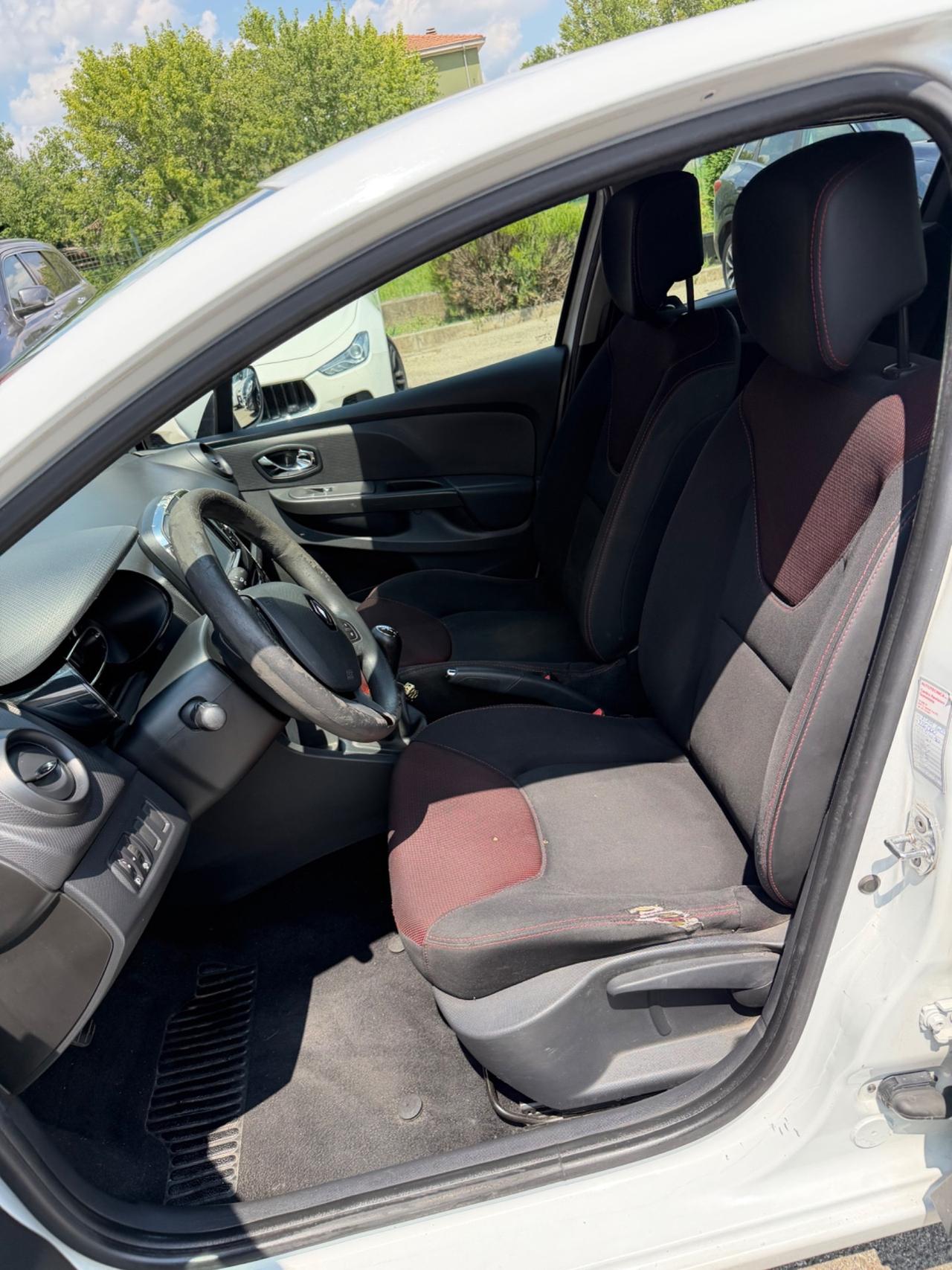 Renault Clio 1.5 dCi 8V 75CV 5 porte Costume National