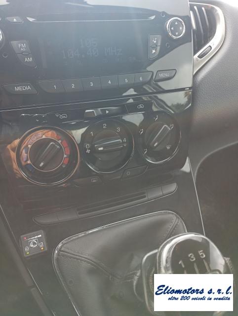 LANCIA - Ypsilon - 1.2 69 CV 5p. GPL Ecochic Silver