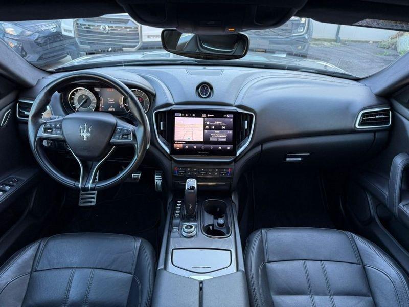 Maserati Ghibli L4 330 CV MHEV Gransport